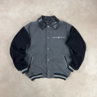 ROCAWEAR BACK LOGO WOOL VARSITY JACKET